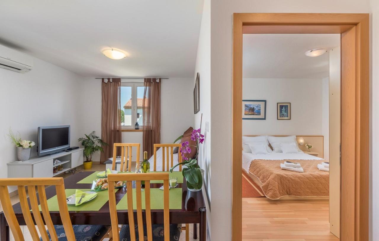 Apartment Nensi بوريتش المظهر الخارجي الصورة