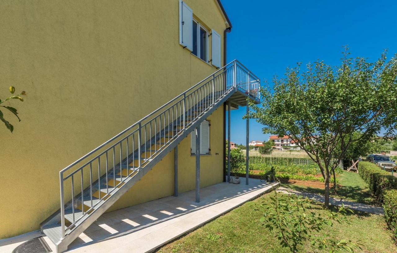 Apartment Nensi بوريتش المظهر الخارجي الصورة